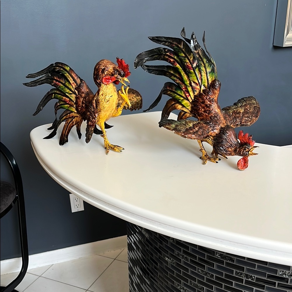 Vintage collectible roosters
